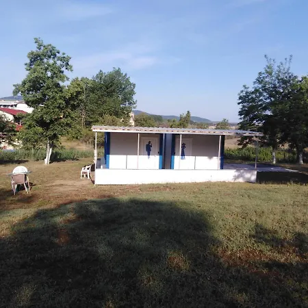 Campsite Каравана Нашето Място *