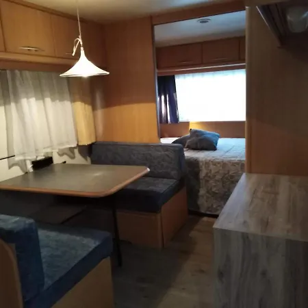 Campsite Каравана Нашето Място *